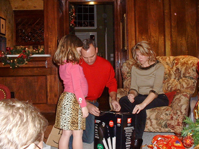 Christmas 2004 (11).JPG